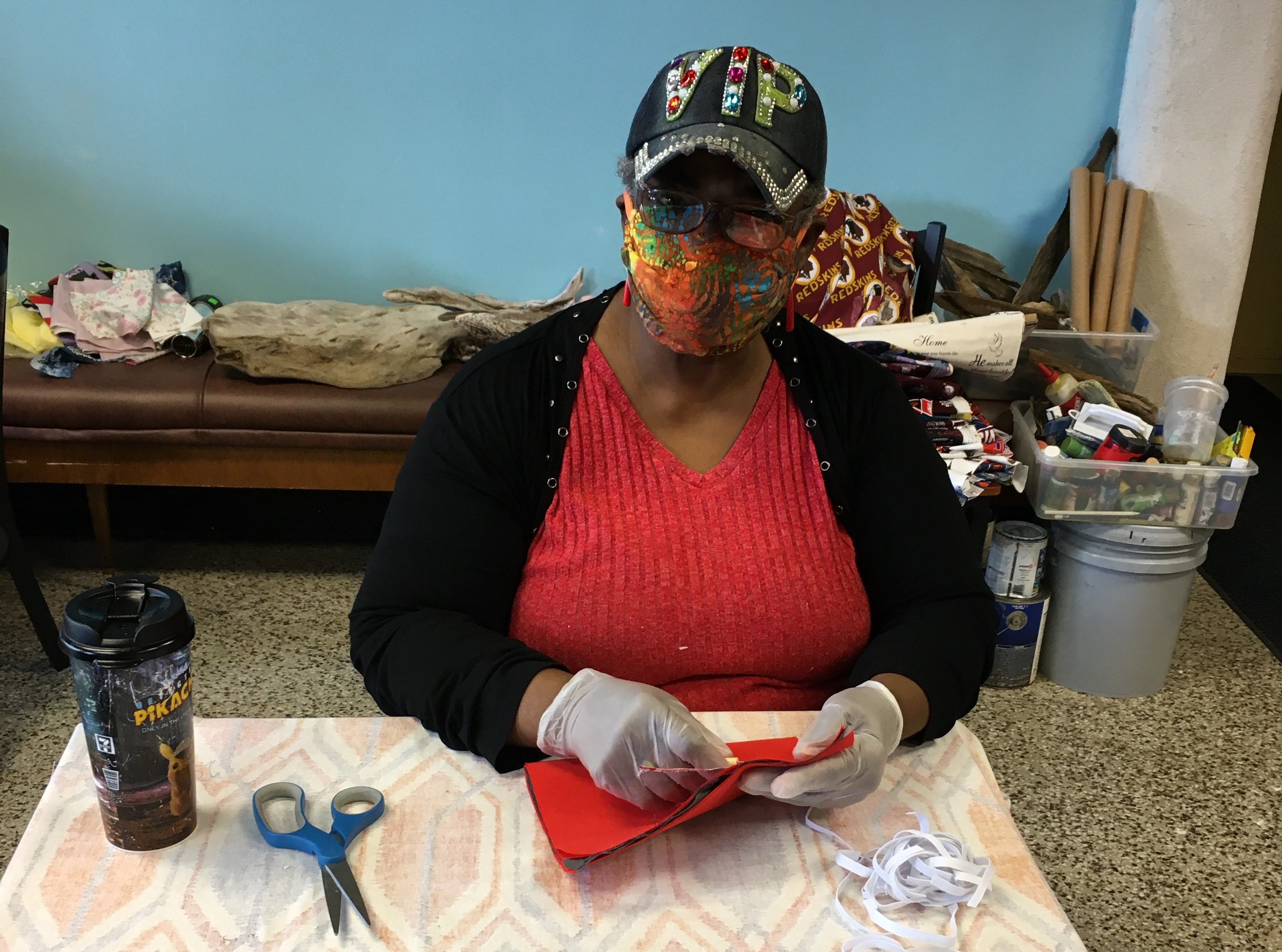 Volunteers make face masks for community